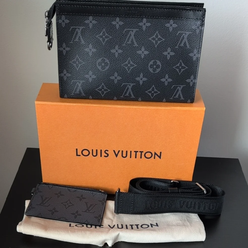 Louis Vuitton Black Monogram Gaston - Picture 1 of 11